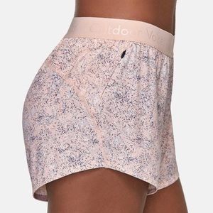 Outdoor Voices Relay Short in Pebbled Rose size Medium